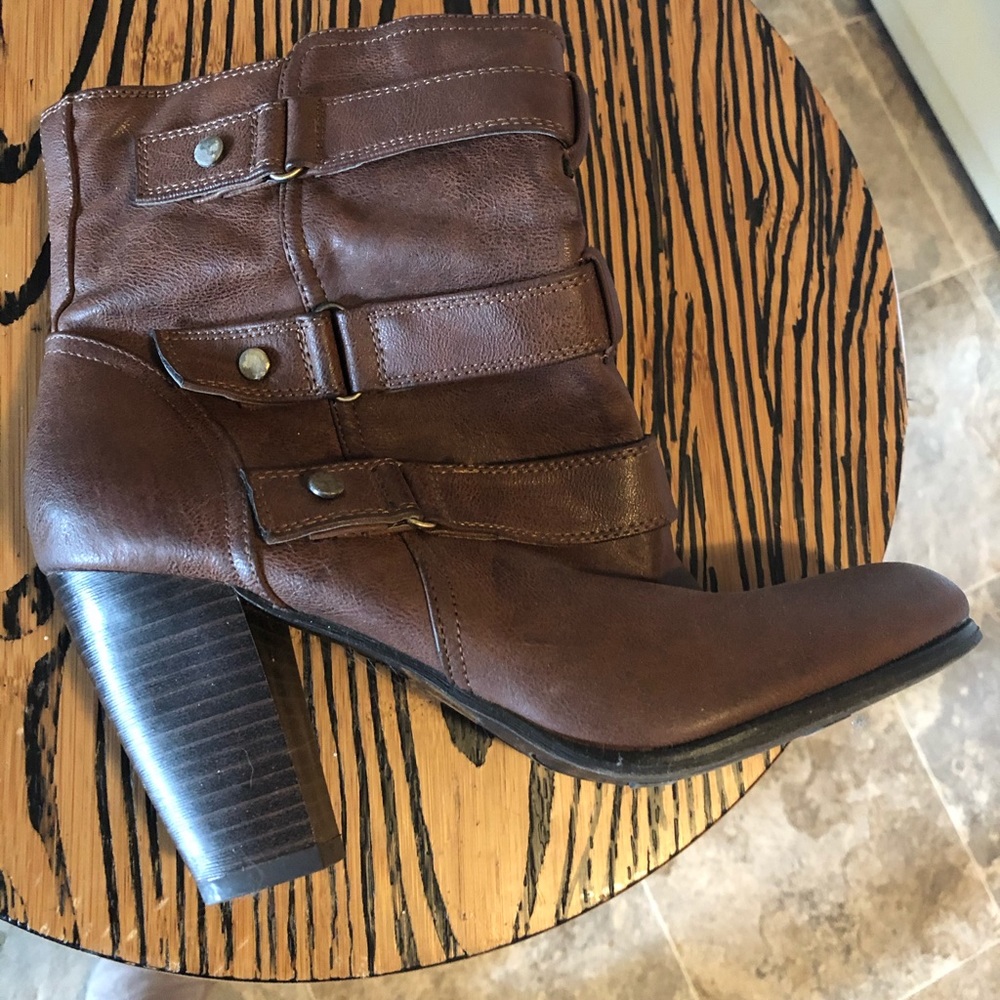 Georgie brown boots